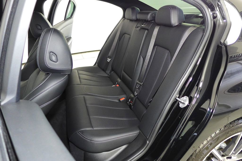 Used 2022 BMW 330i Sedan RWD image 21