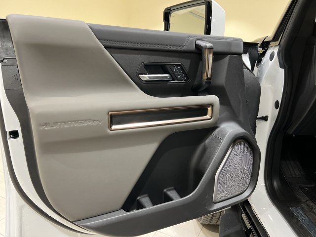 Used 2025 GMC Hummer EV 2X AWD/4WD image 20