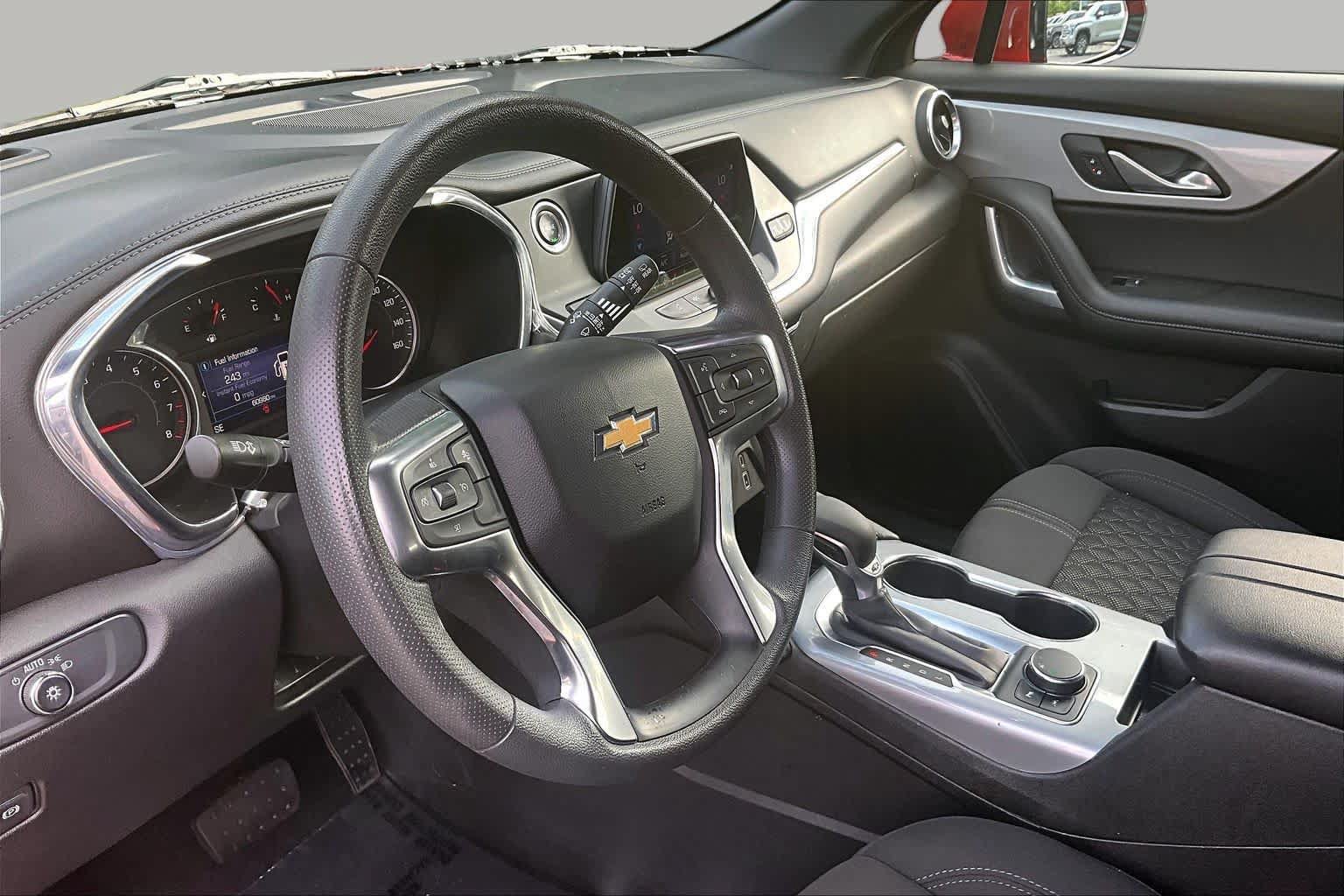 Used 2021 Chevrolet Blazer LT FWD image 17