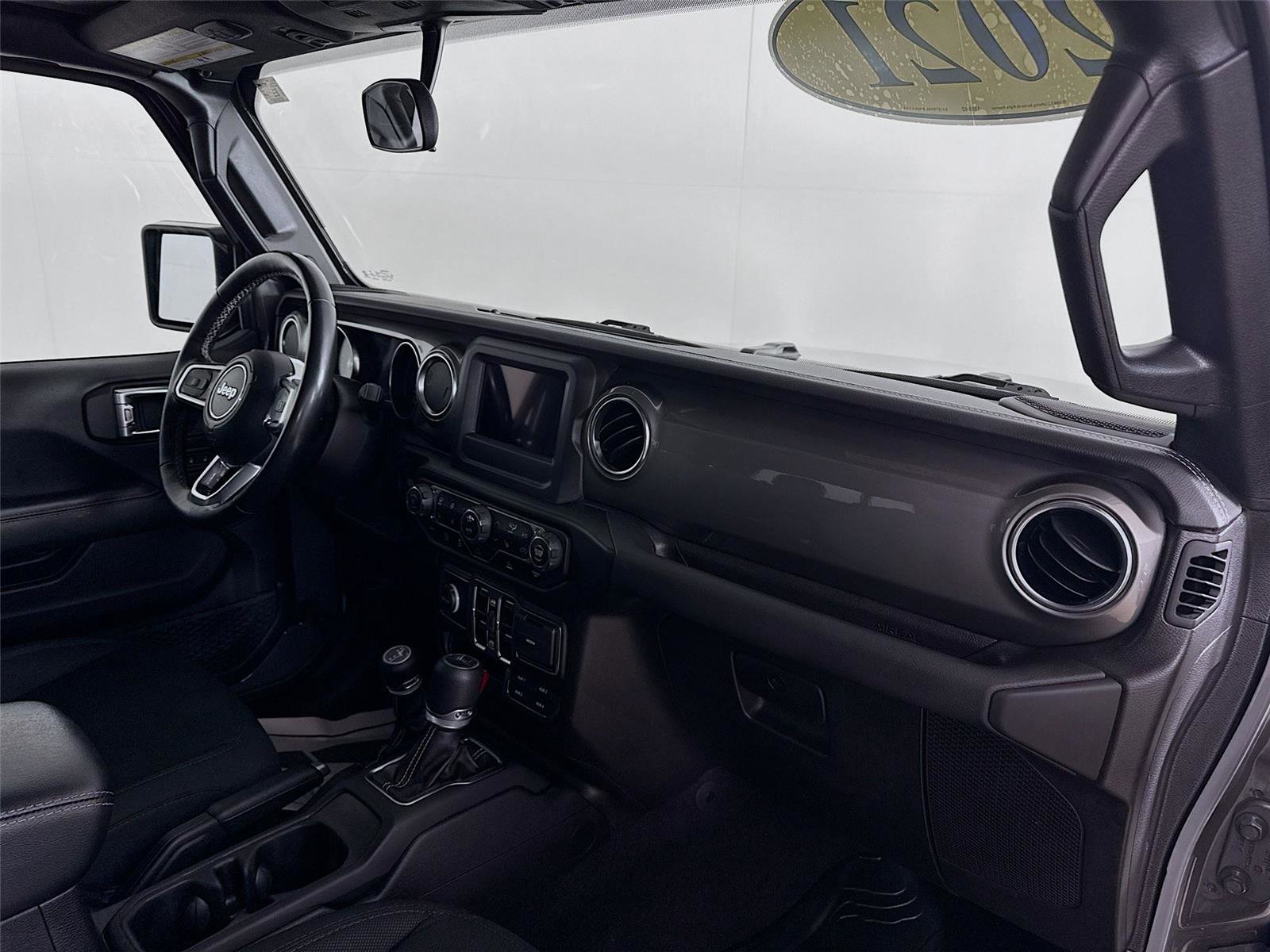 Used 2021 Jeep Gladiator Overland w/ LED Lighting Group image 28