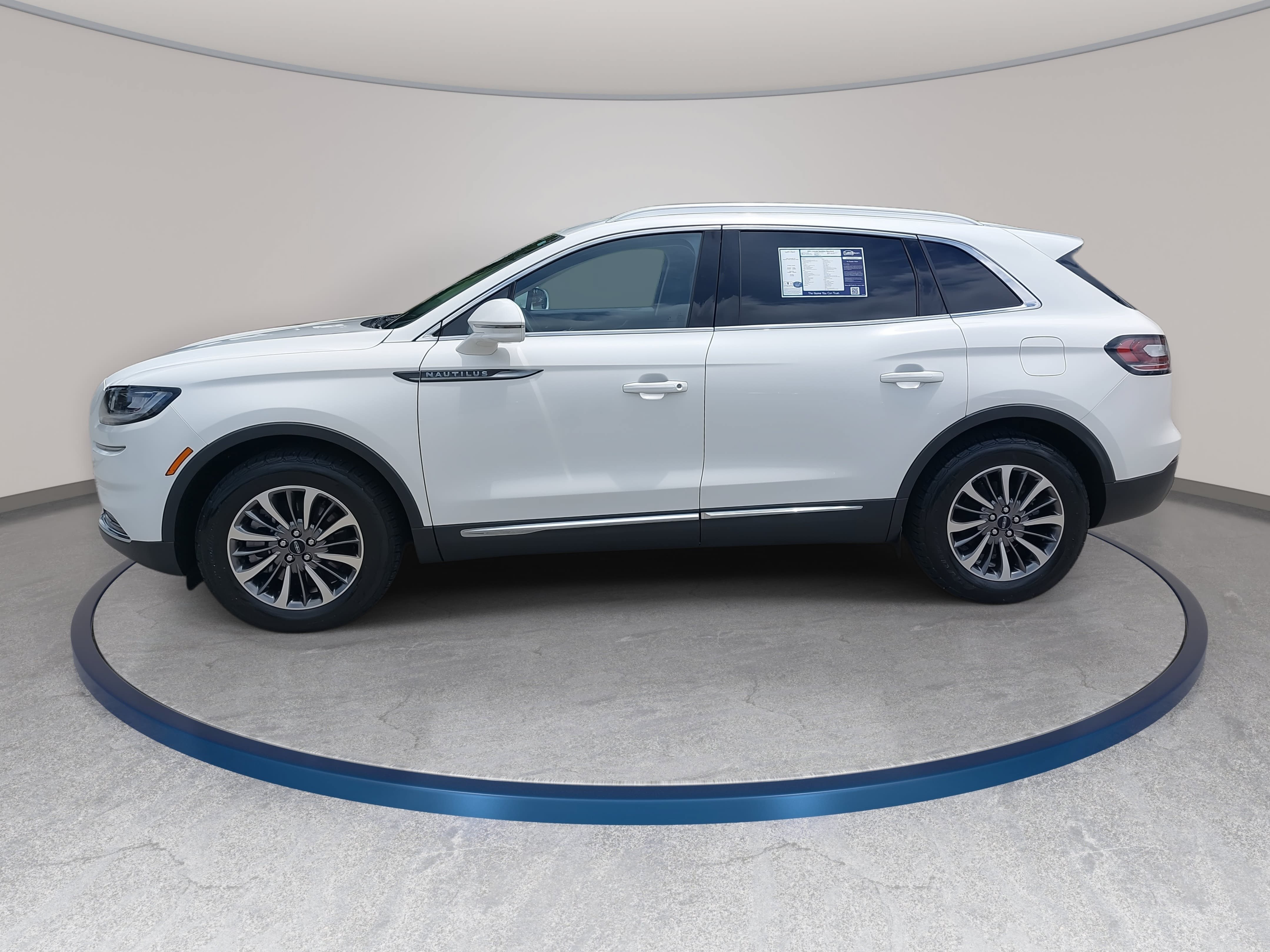 Used 2021 Lincoln Nautilus FWD w/ Equipment Group 101A image 8