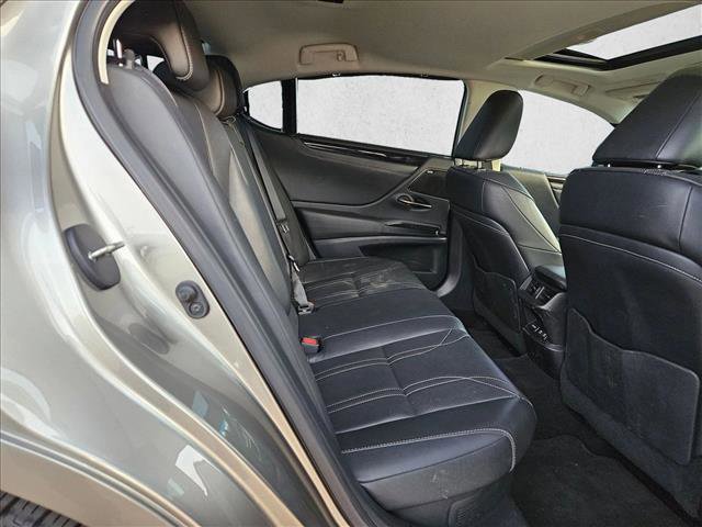 Used 2021 Lexus ES 300h Ultra Luxury w/ Accessory Package 2 image 14