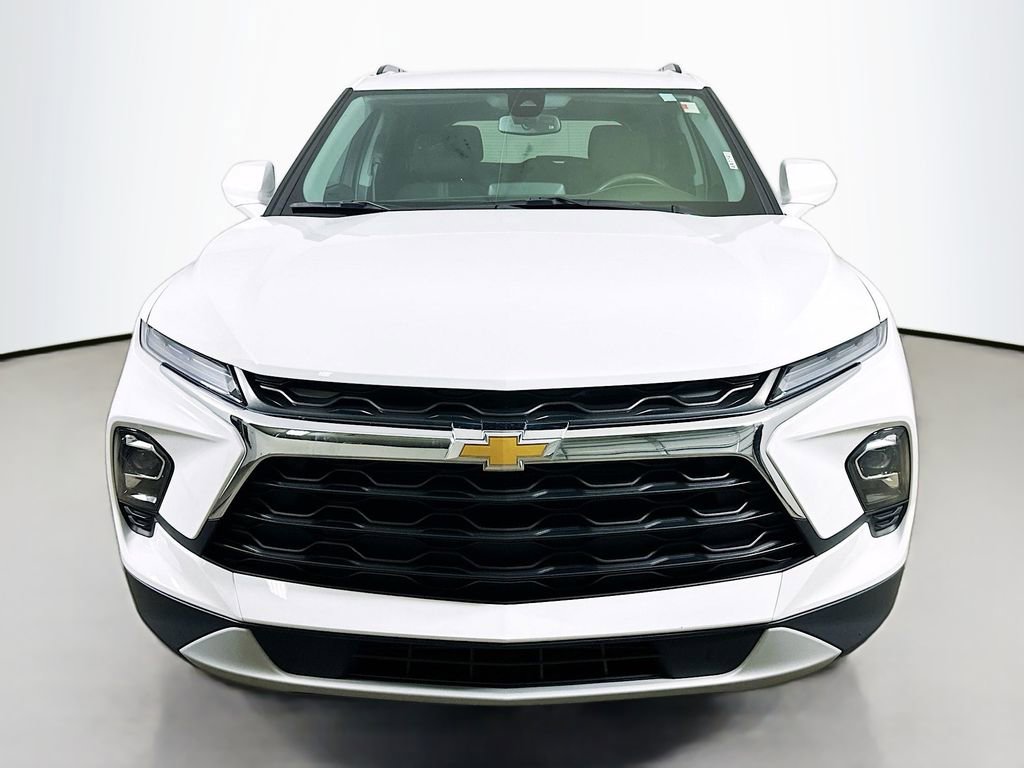 Used 2024 Chevrolet Blazer LT w/ Convenience Package image 2
