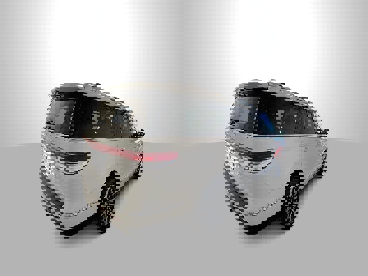 Used 2022 Lincoln Navigator L Reserve AWD/4WD image 8