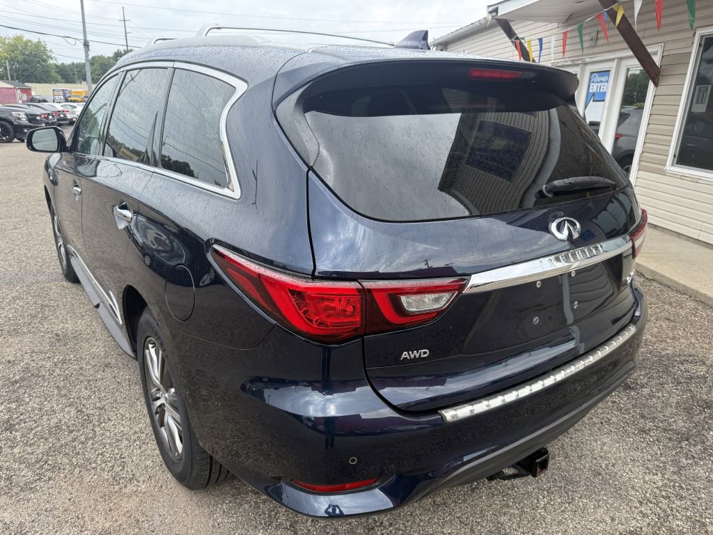 Used 2020 INFINITI QX60 Luxe w/ Essential Package image 2