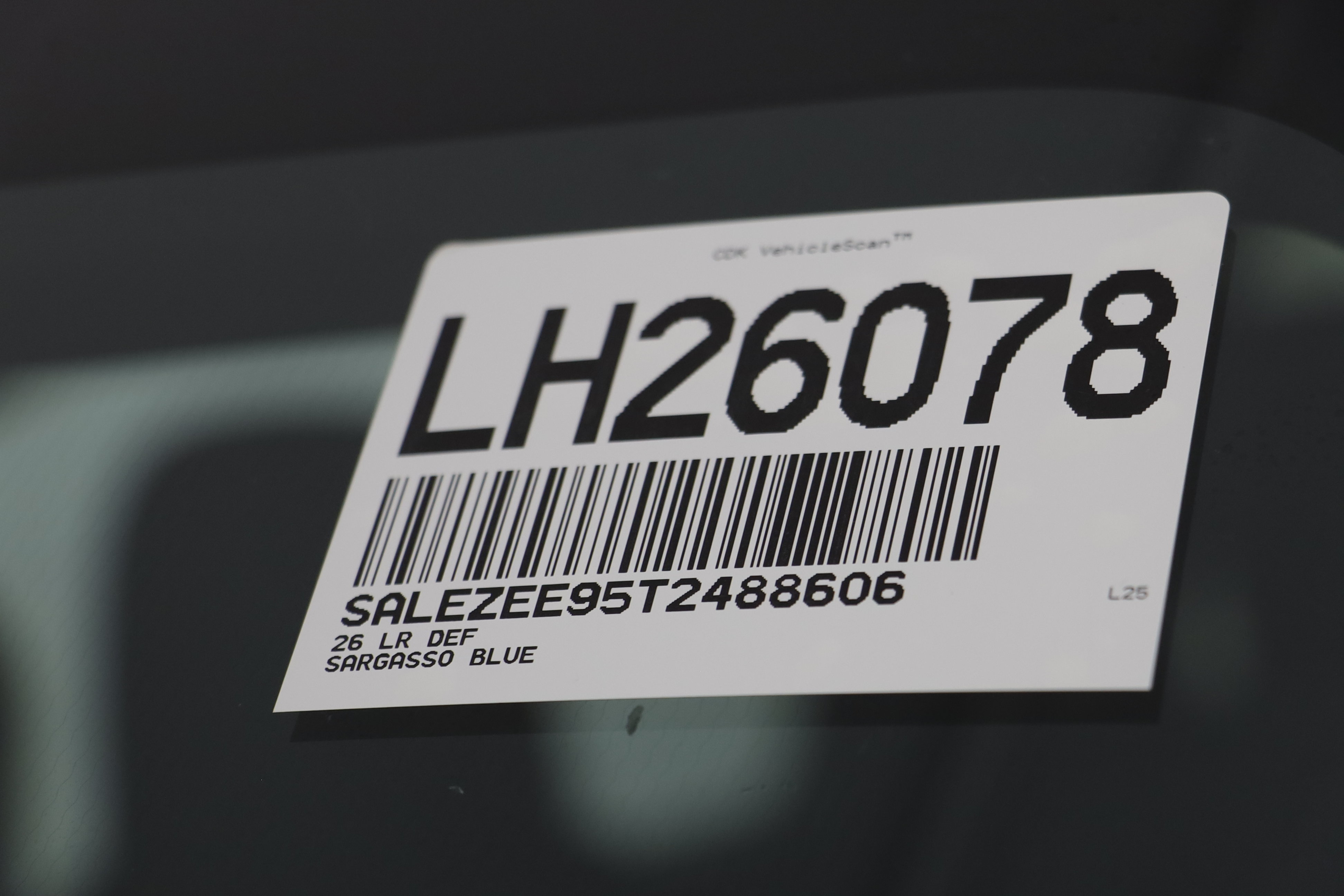 New 2026 Land Rover Defender 110 OCTA AWD/4WD image 27