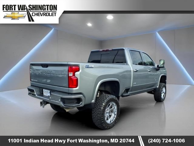 Used 2024 Chevrolet Silverado 2500 LTZ w/ LTZ Convenience Package AWD/4WD image 3