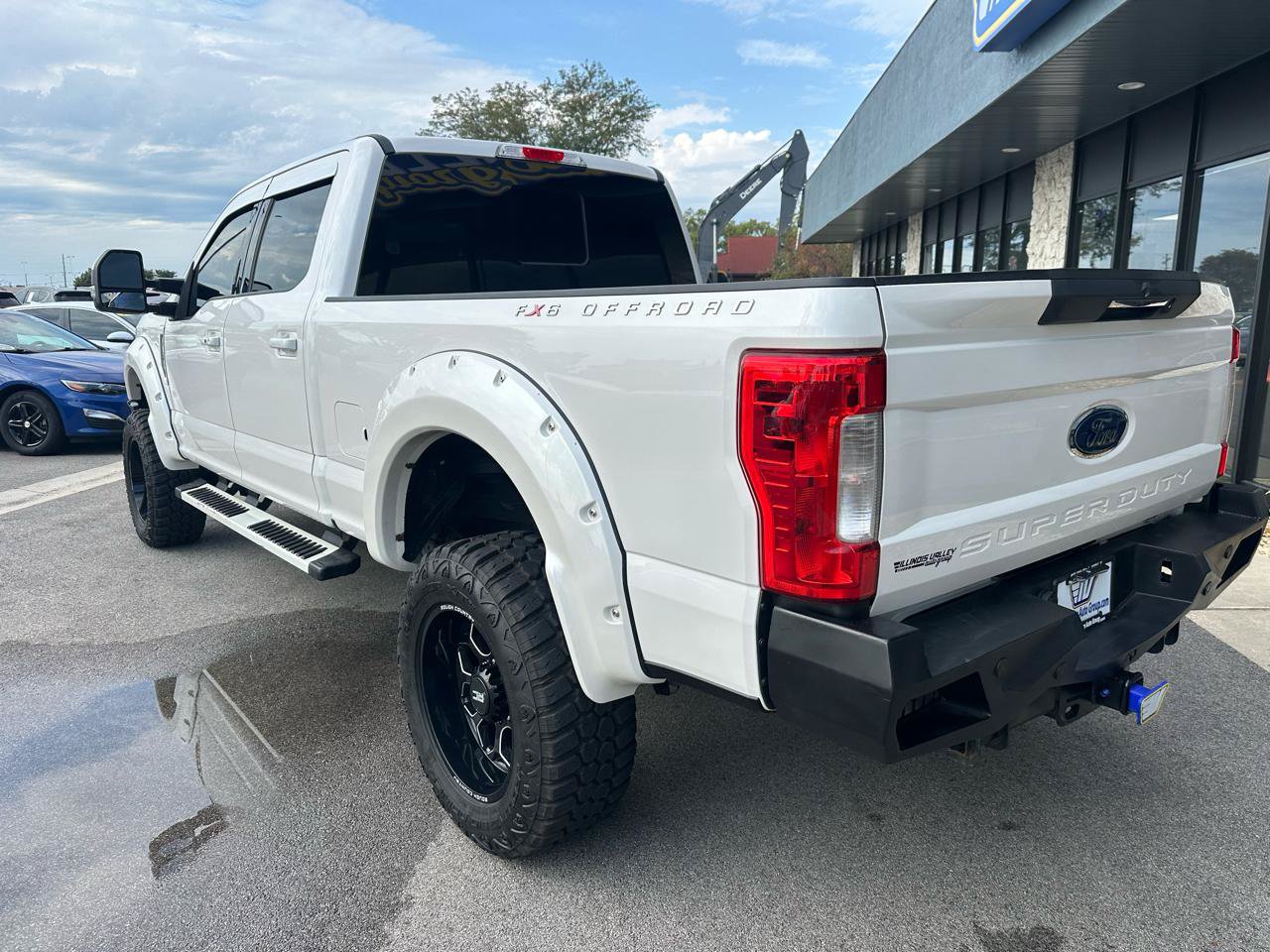 Used 2018 Ford F350 4x4 Crew Cab Super Duty image 5