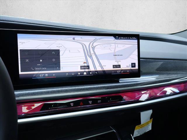 Certified 2025 BMW 740i xDrive AWD/4WD image 17