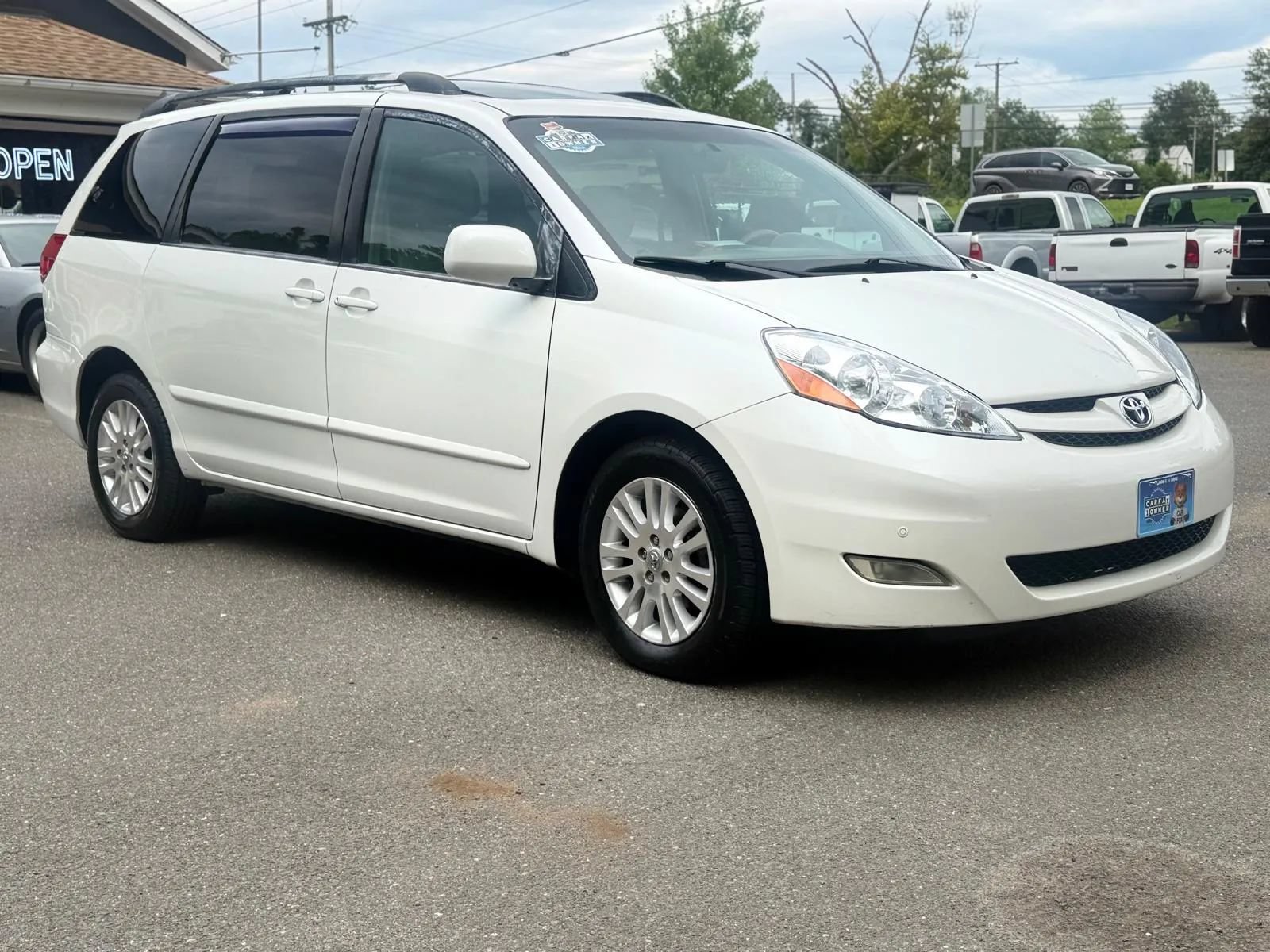 Used 2009 Toyota Sienna XLE