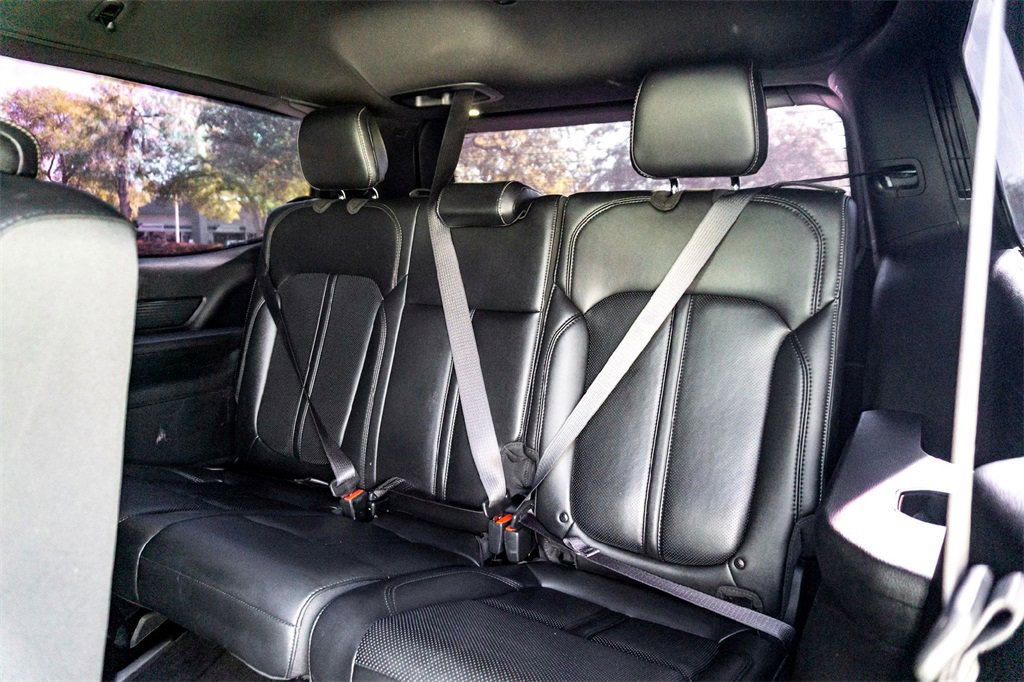 Used 2023 Jeep Wagoneer 4WD image 26