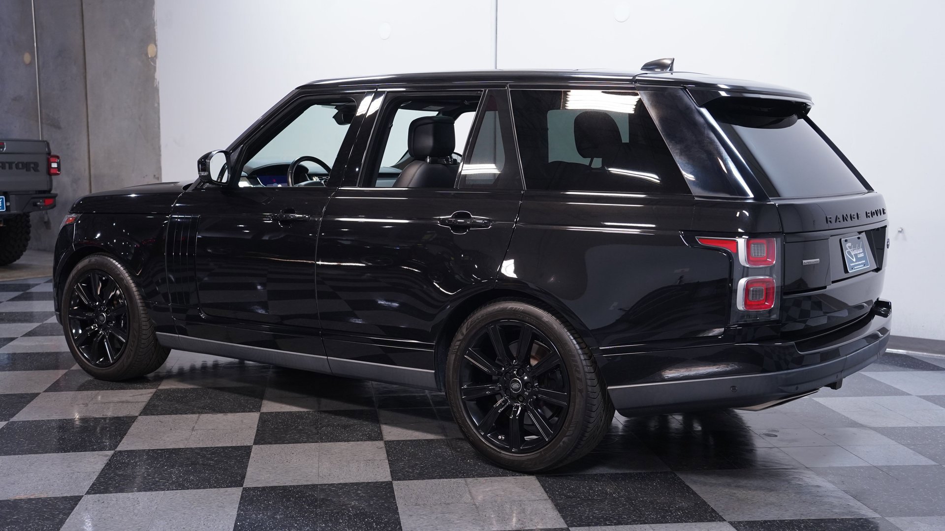 Used 2019 Land Rover Range Rover Supercharged AWD/4WD image 7