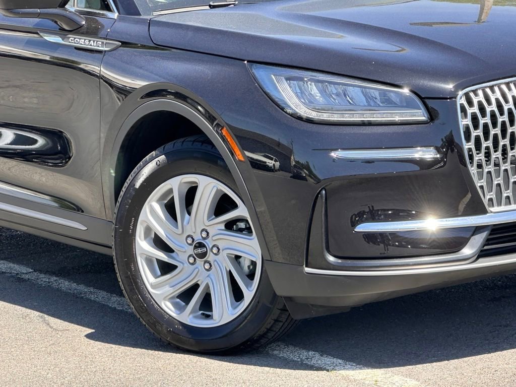 Used 2025 Lincoln Corsair FWD image 38