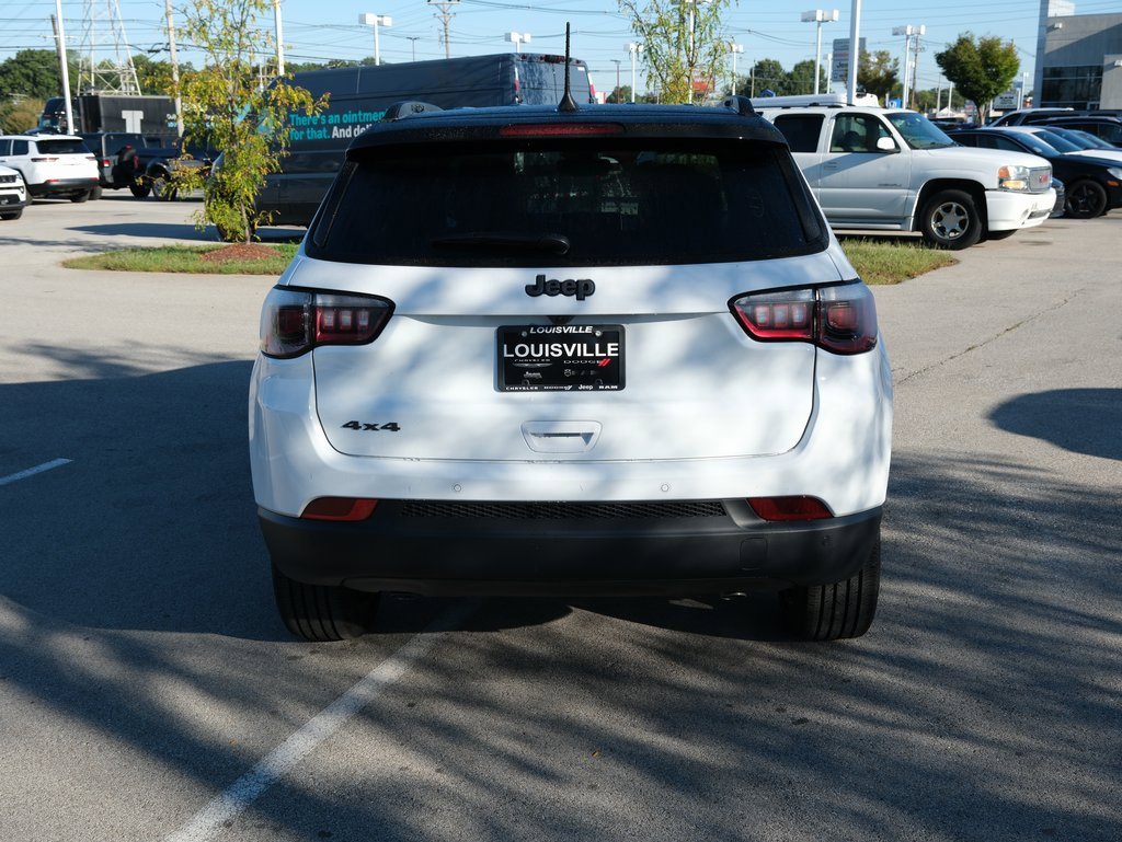 New 2026 Jeep Compass Limited image 9