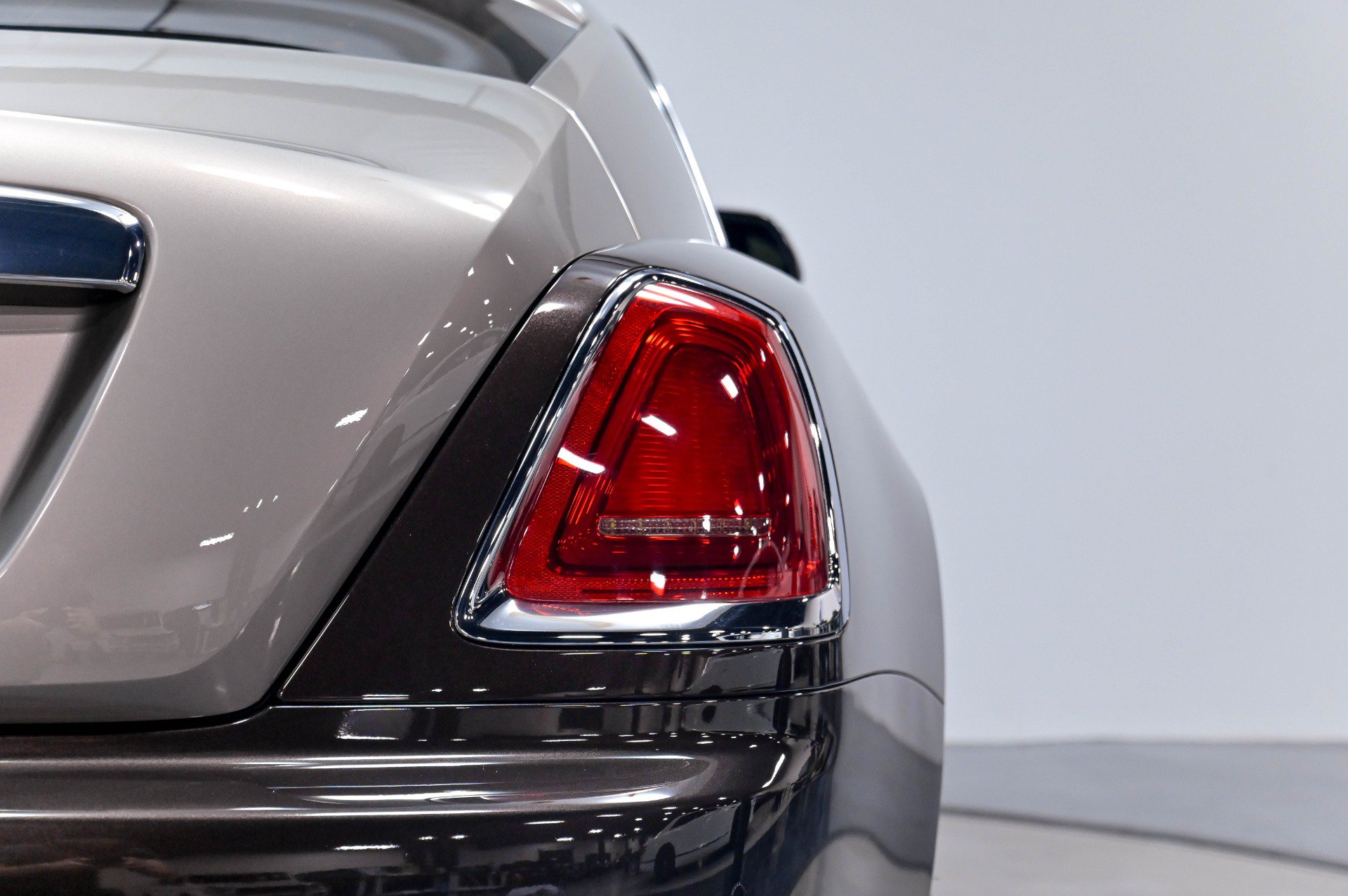 Used 2014 Rolls-Royce Wraith RWD image 65