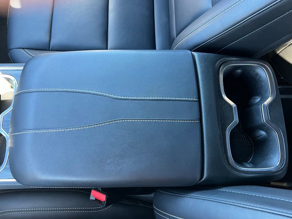 Used 2024 GMC Acadia Elevation image 31