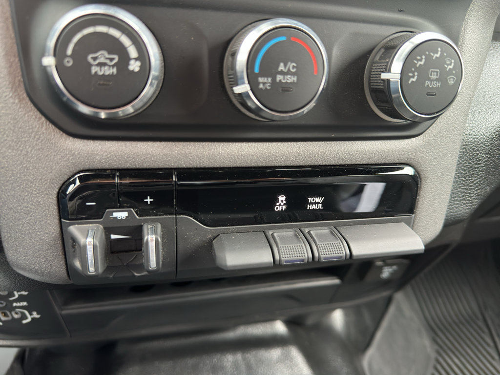 Used 2024 RAM 2500 Tradesman AWD/4WD image 18