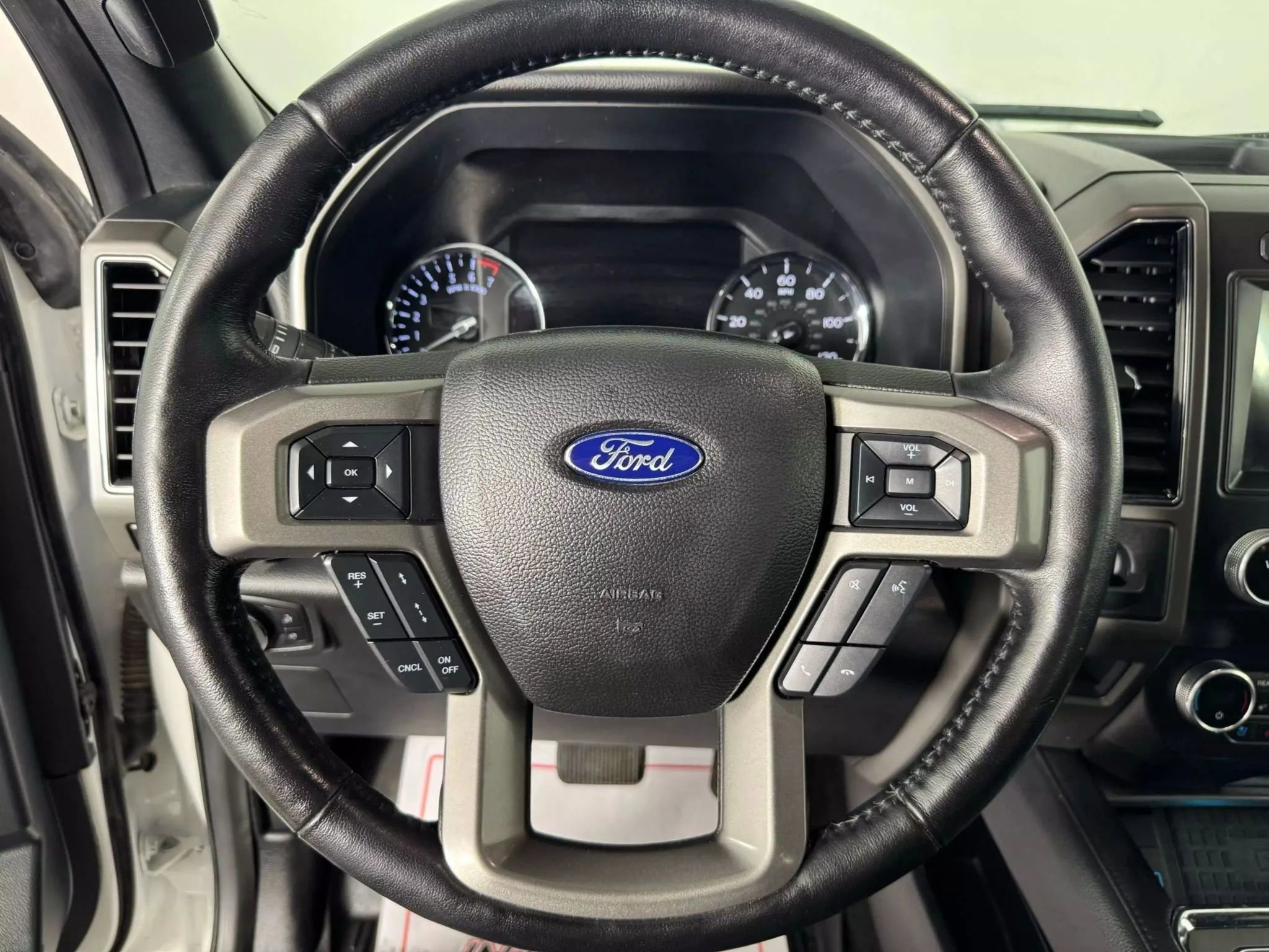 Used 2021 Ford Expedition XLT w/ Equipment Group 202A image 13