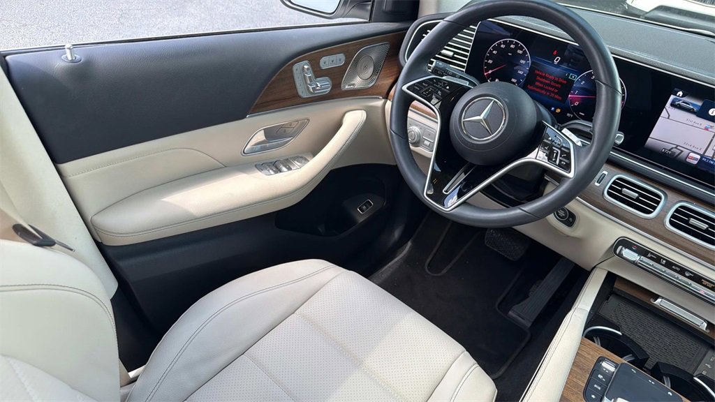 Used 2024 Mercedes-Benz GLE 450 4MATIC image 27