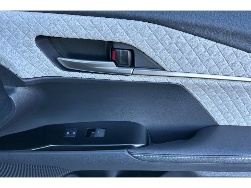 New 2026 Toyota Camry XLE image 18