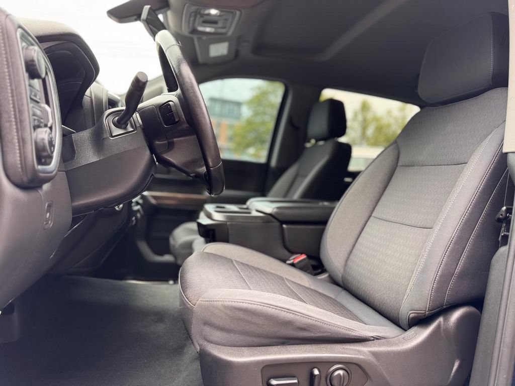 Used 2019 Chevrolet Silverado 1500 LT w/ All-Star Edition AWD/4WD image 19