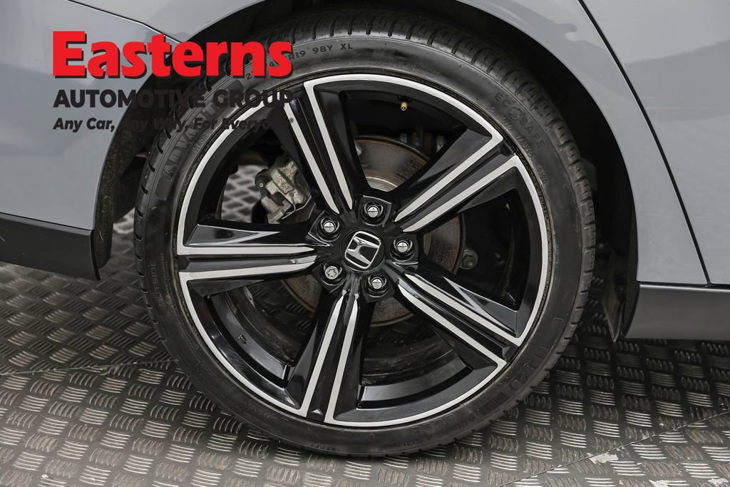 Used 2025 Honda Accord Sport image 31
