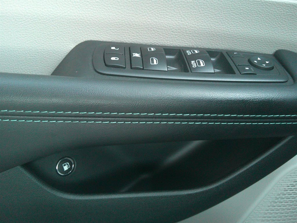 Used 2017 Chrysler Pacifica Touring Plus image 46