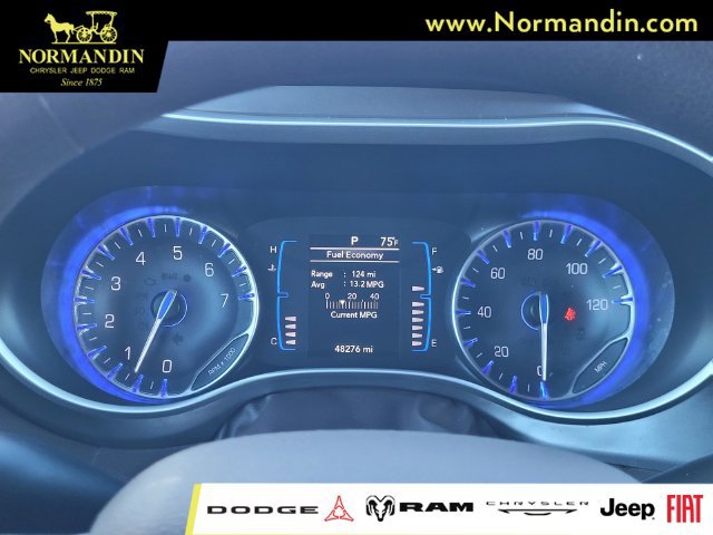 Used 2017 Chrysler Pacifica LX FWD image 8