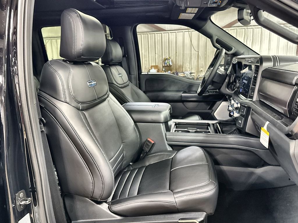 New 2026 Ford F250 Platinum w/ FX4 Off-Road Package image 32