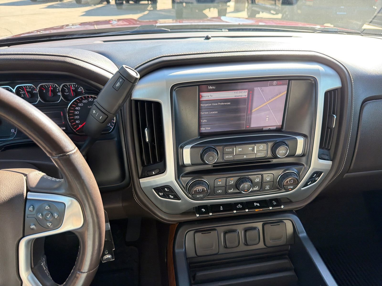 Used 2014 GMC Sierra 1500 SLT w/ SLT Crew Cab Value Package AWD/4WD image 28