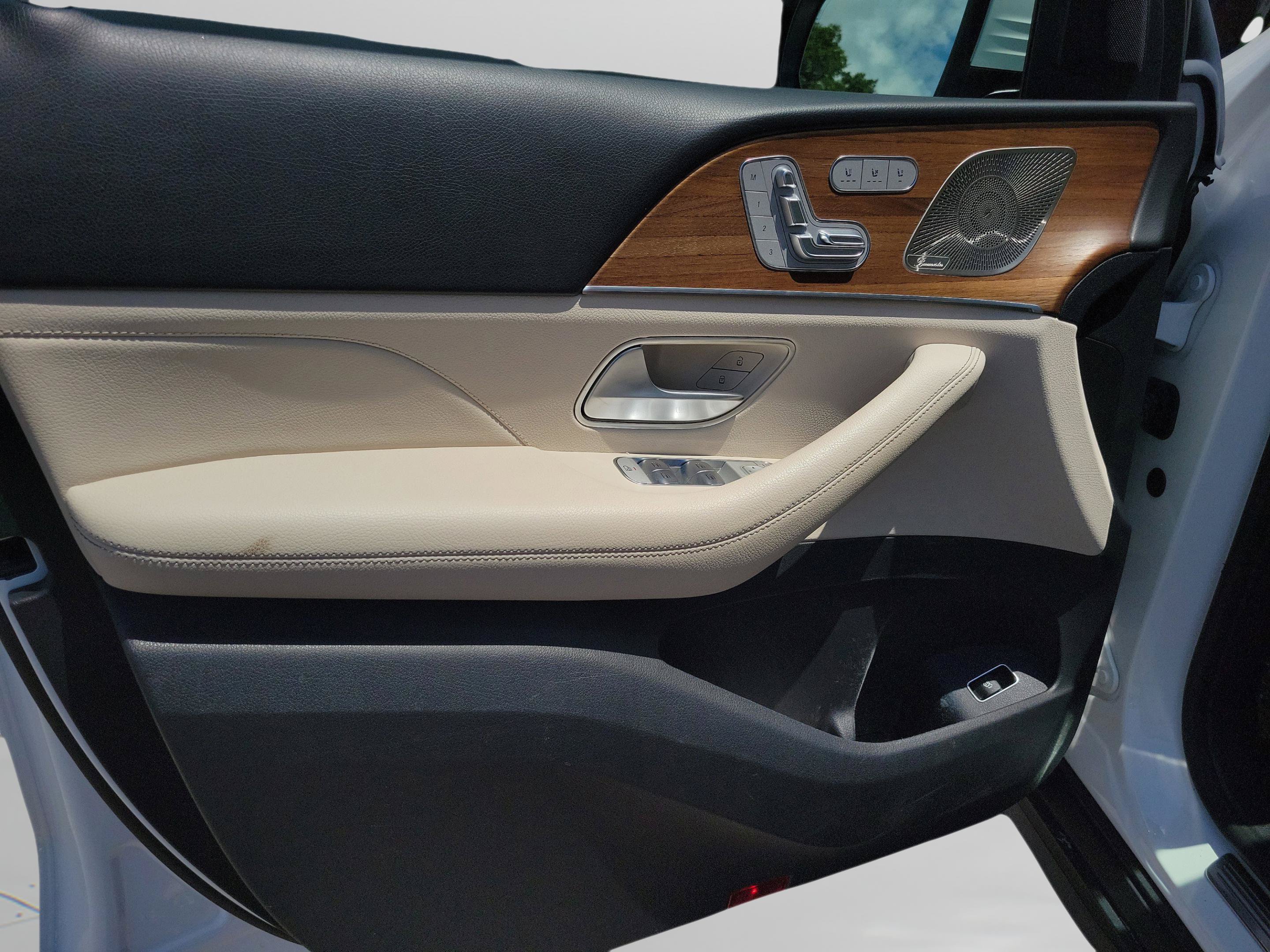 Certified 2024 Mercedes-Benz GLS 450 4MATIC image 16