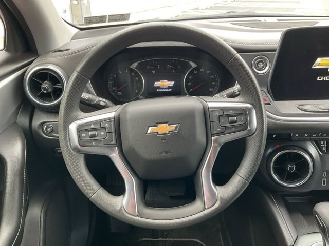 Certified 2023 Chevrolet Blazer LT w/ Convenience Package AWD/4WD image 3