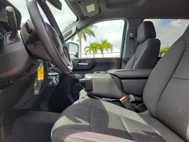 Used 2023 Chevrolet Silverado 2500 Custom w/ Custom Convenience Package image 19