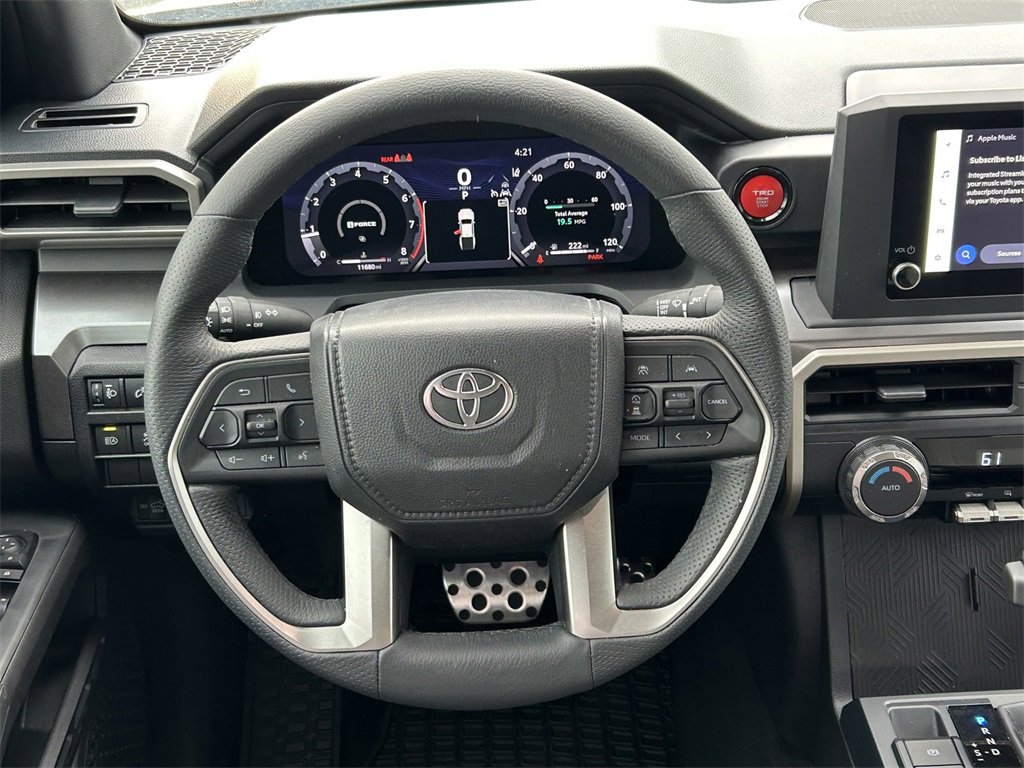 Used 2025 Toyota Tacoma TRD Sport image 40