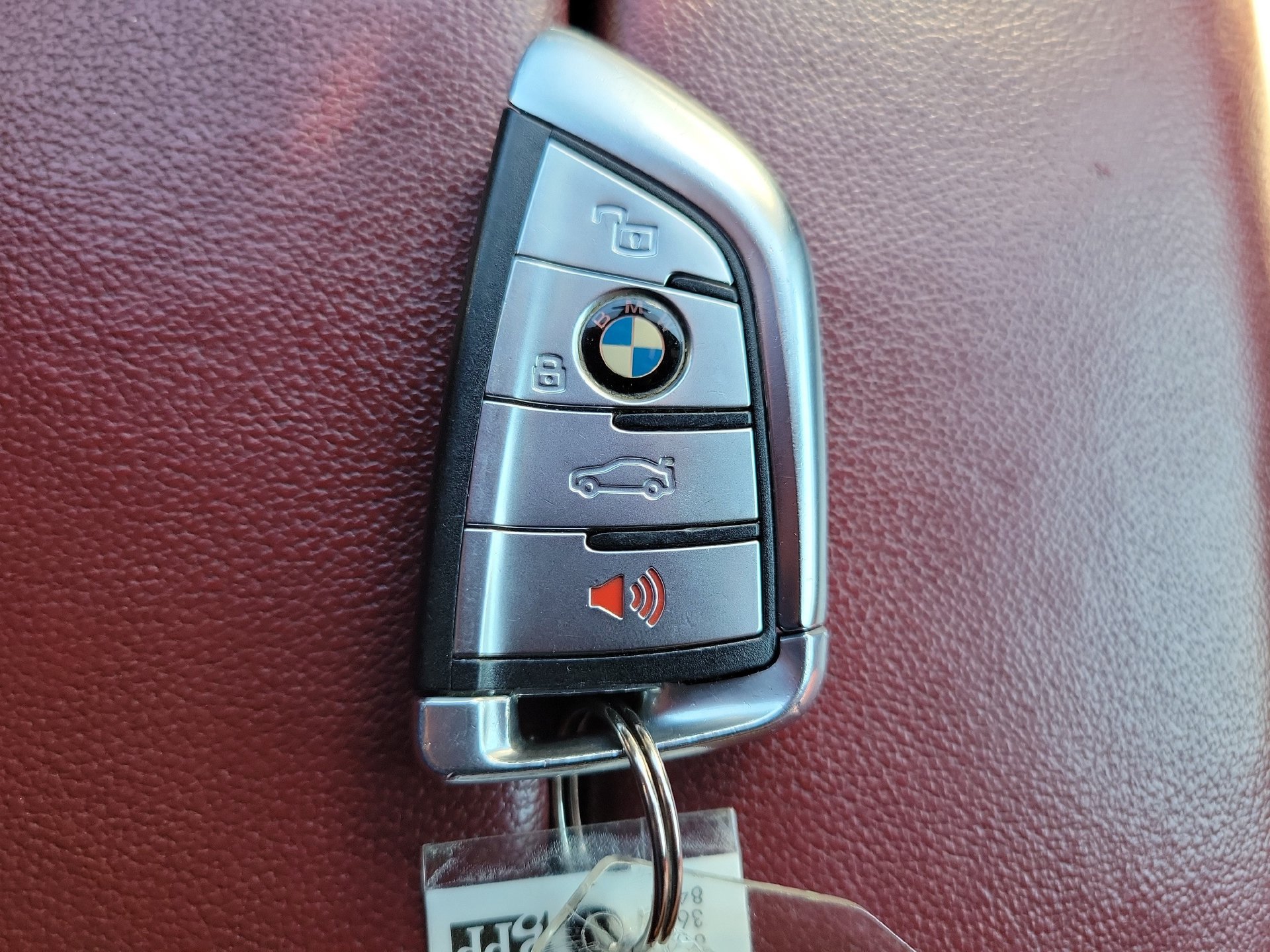 Used 2020 BMW X6 M50i AWD/4WD image 39