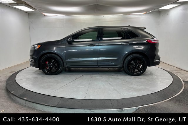 Used 2019 Ford Edge ST image 2