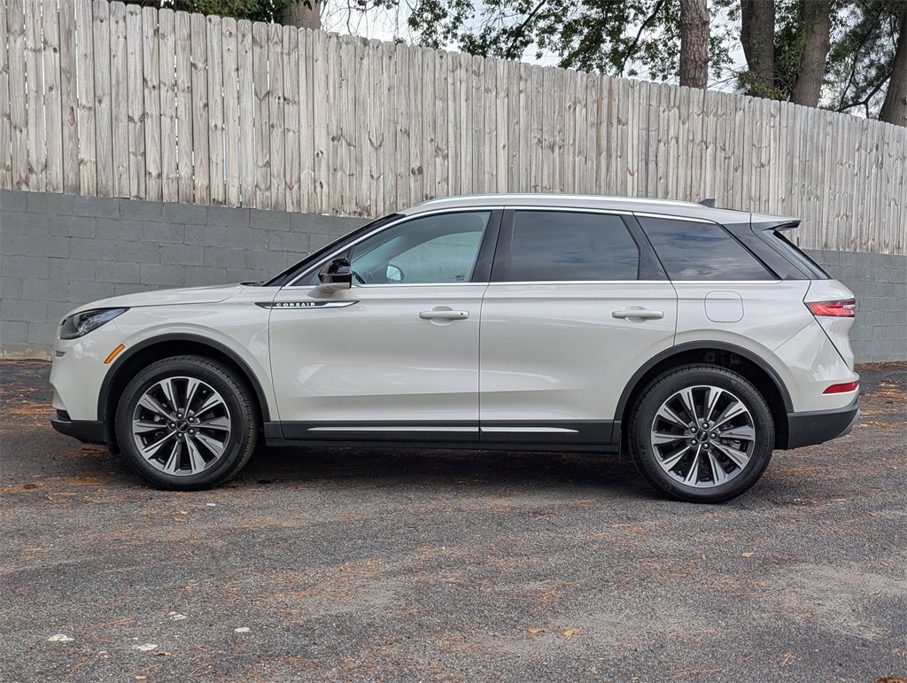 Used 2022 Lincoln Corsair Reserve w/ Elements Package image 24