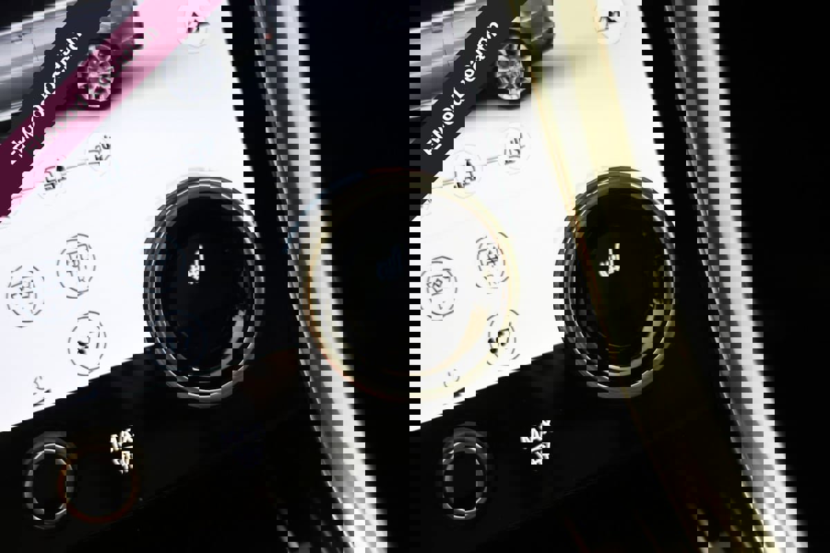 Used 2018 Land Rover Range Rover Sport HSE Dynamic image 9