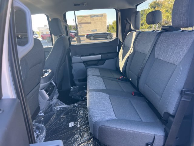 New 2027 Ford F350 XLT w/ 360-Degree Camera Package AWD/4WD image 17