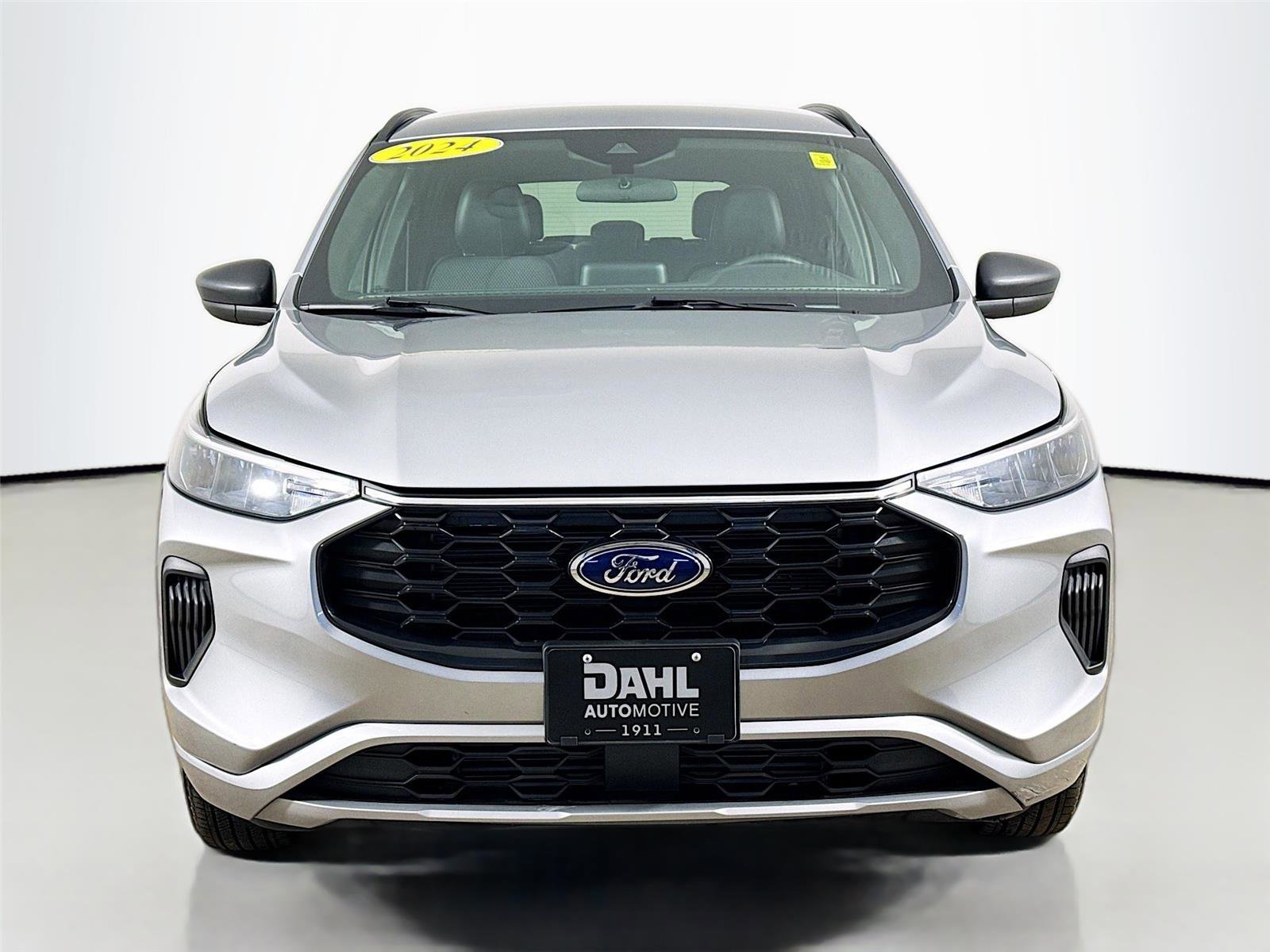Used 2024 Ford Escape ST-Line image 3