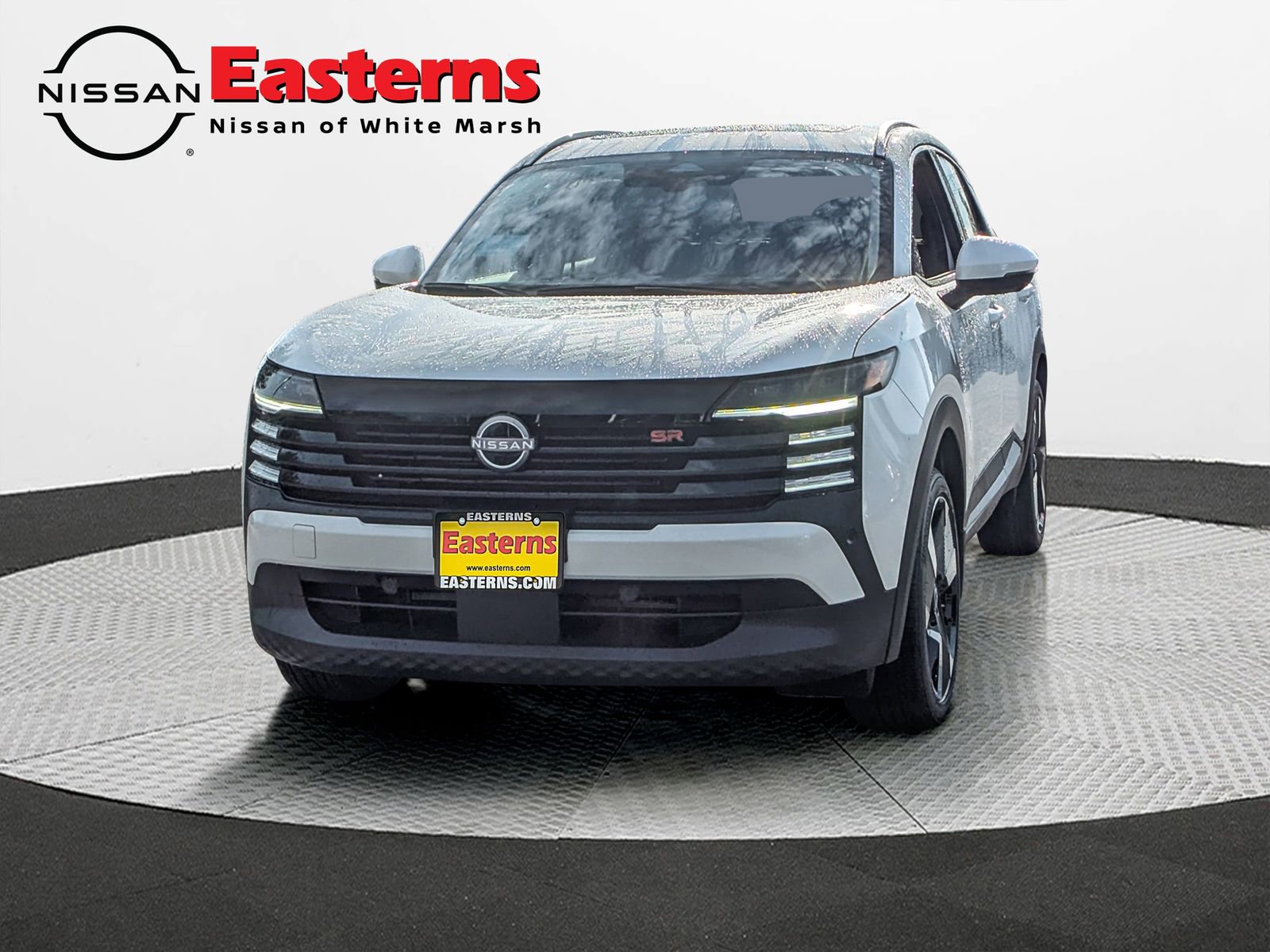 New 2025 Nissan Kicks SR w/ SR Premium Package AWD/4WD image 1