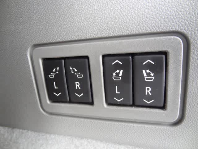Used 2020 Cadillac XT6 Premium Luxury FWD image 11