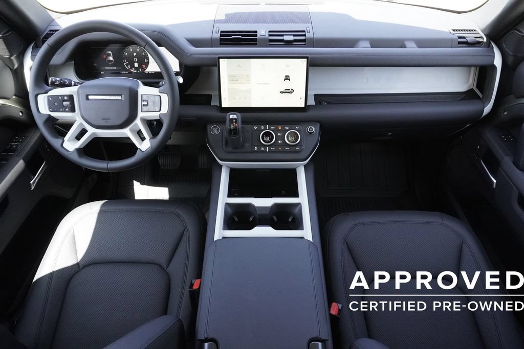 Used 2025 Land Rover Defender 110 S AWD/4WD image 9