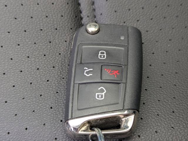 Used 2017 Volkswagen Golf Alltrack SE image 31