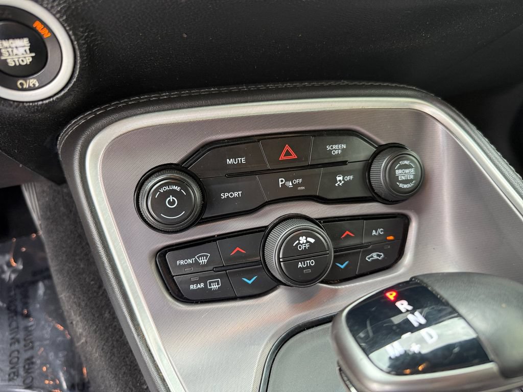 Used 2019 Dodge Challenger R/T RWD image 19