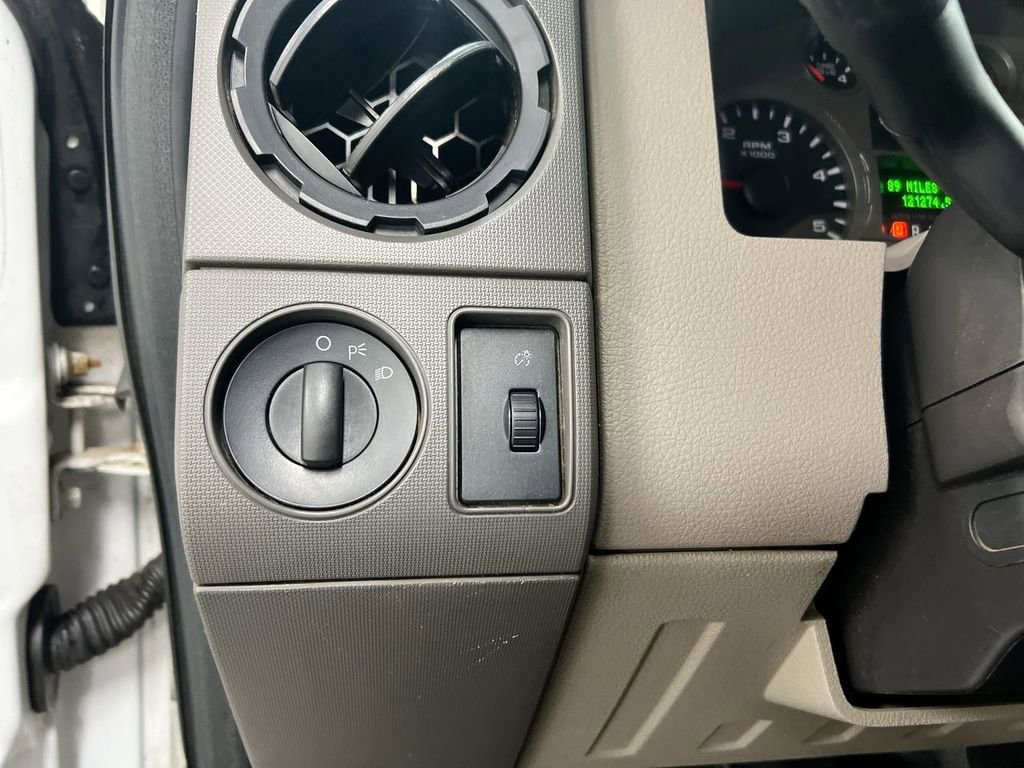 Used 2010 Ford F250 XL image 16