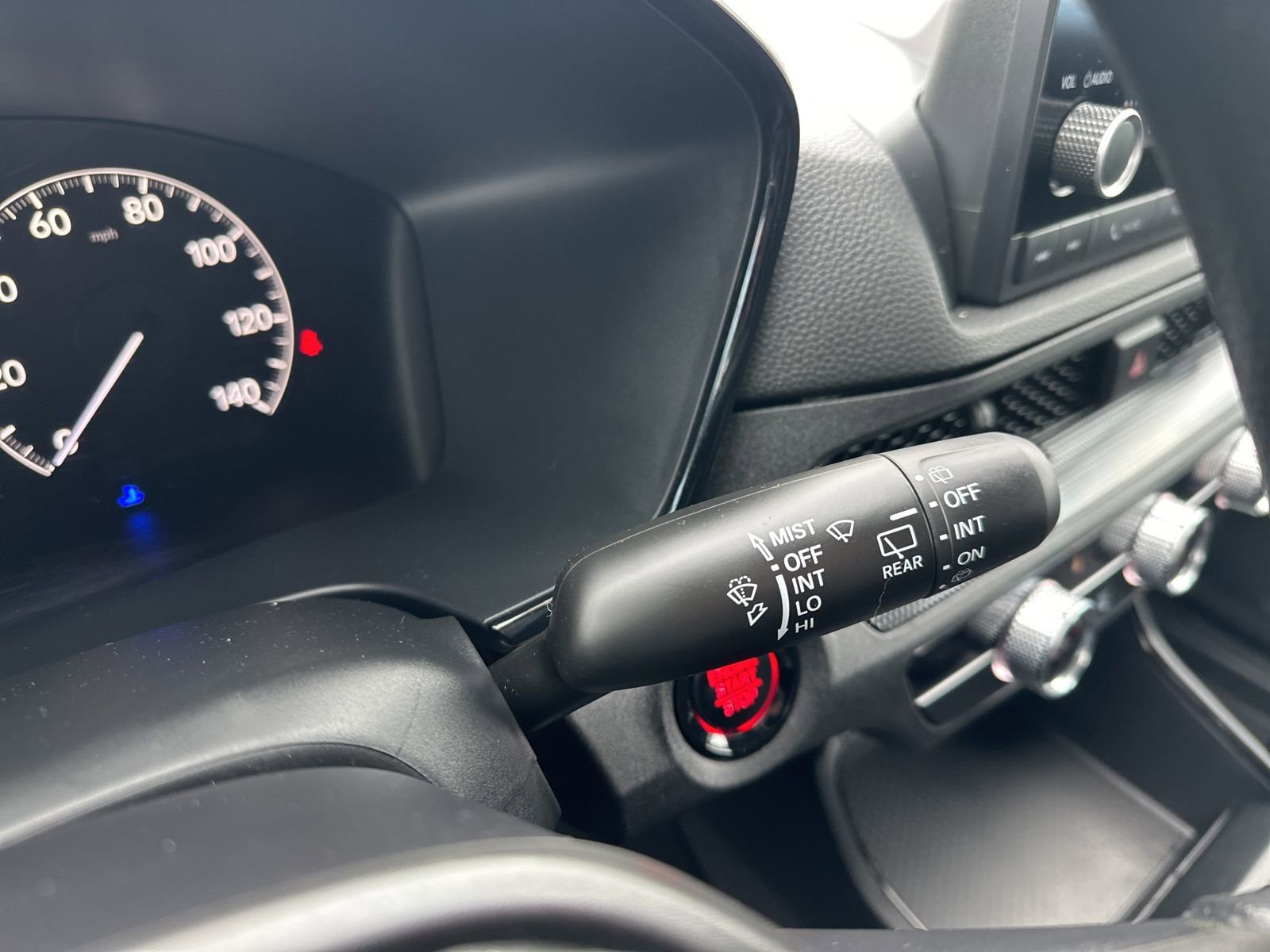 Used 2023 Honda CR-V LX image 40