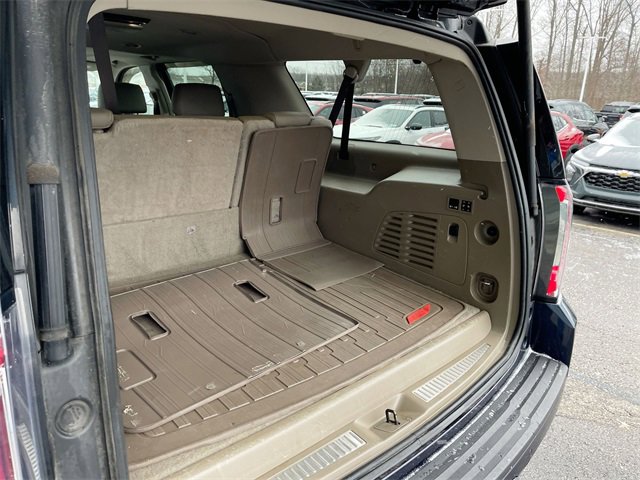 Used 2020 GMC Yukon XL SLT w/ Premium Edition image 26