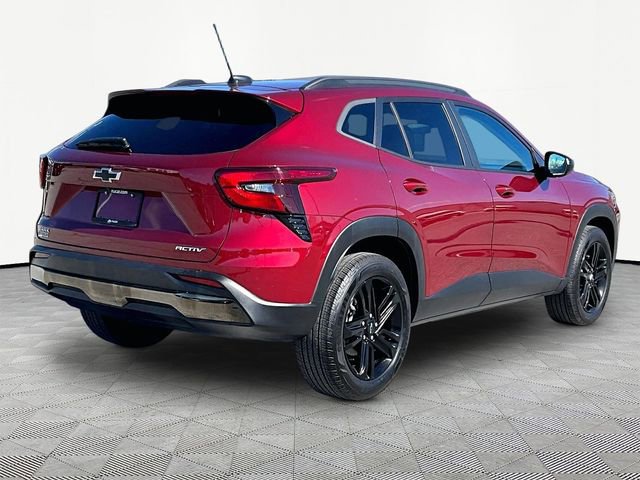 Used 2024 Chevrolet Trax ACTIV w/ Sunroof Package image 6