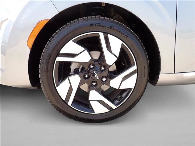 Used 2024 Kia Soul GT-Line FWD image 7